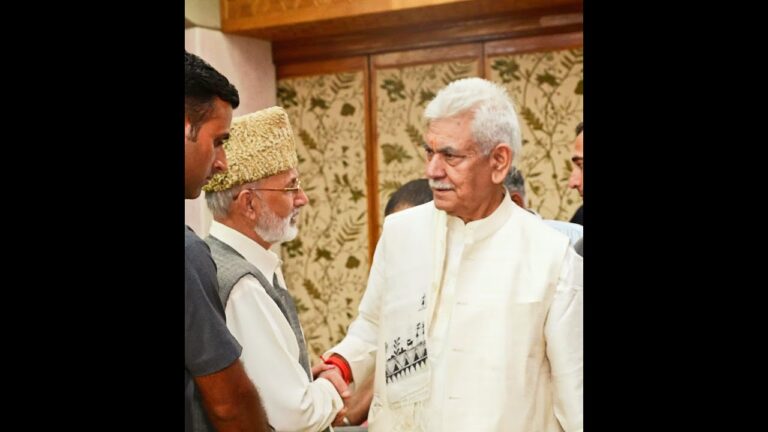 Lt Gov attended an event organised by civil society to welcome pilgrims of Shri Amarnath Ji Yatra.